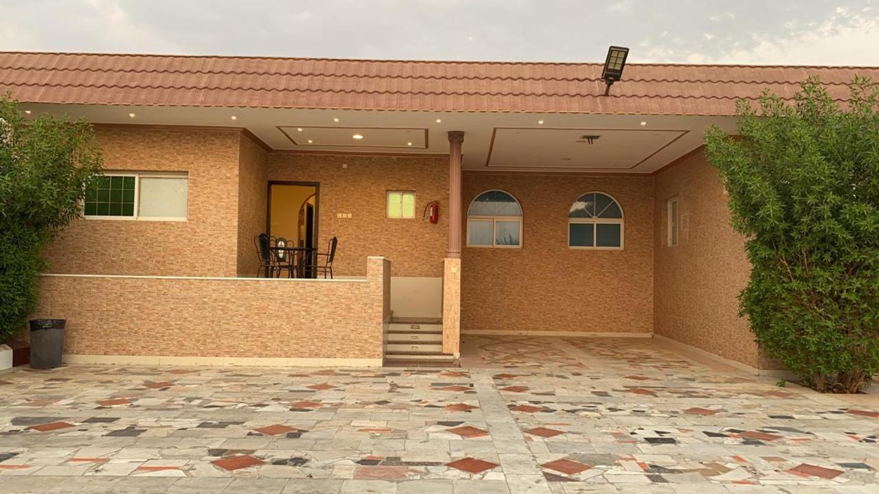 منتجع شاطئ العرب - خليج الرايس 雷伊斯 外观 照片